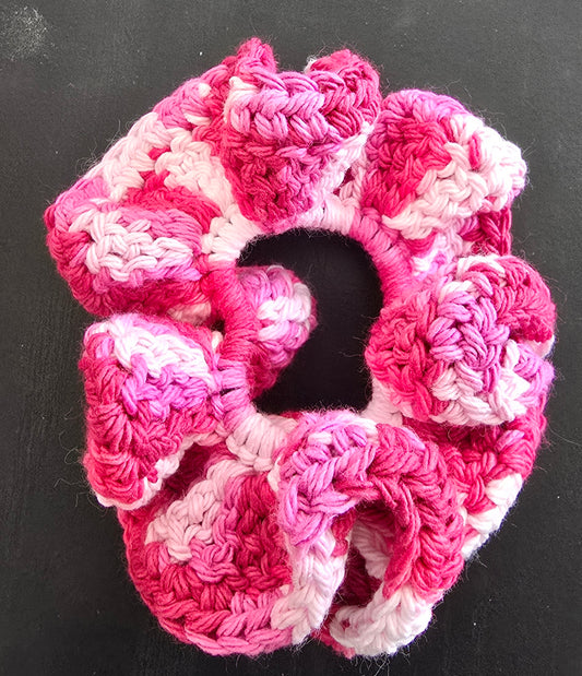 Valentine scrunchie